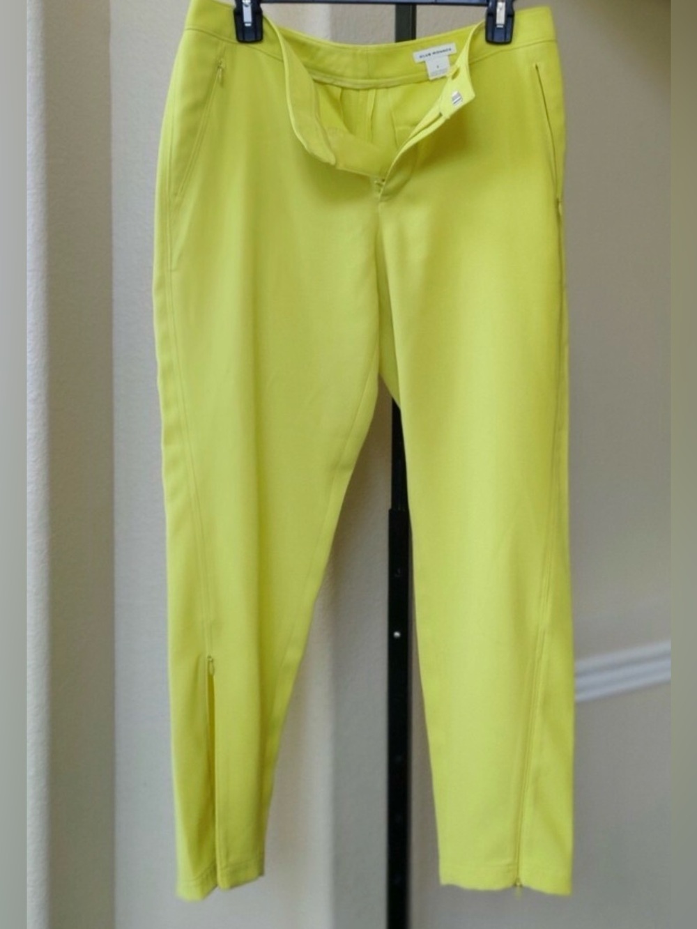 Club Monaco Yellow Pant With Zippered Ankle Size 6